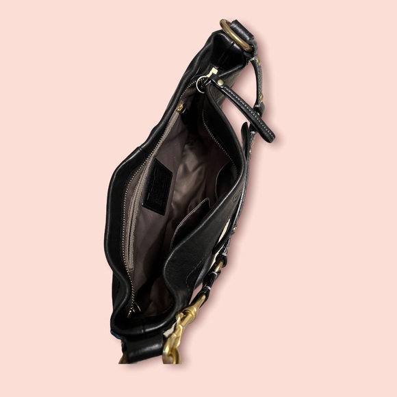 COACH leather bag with gold hardware - Picture 5 of 7
